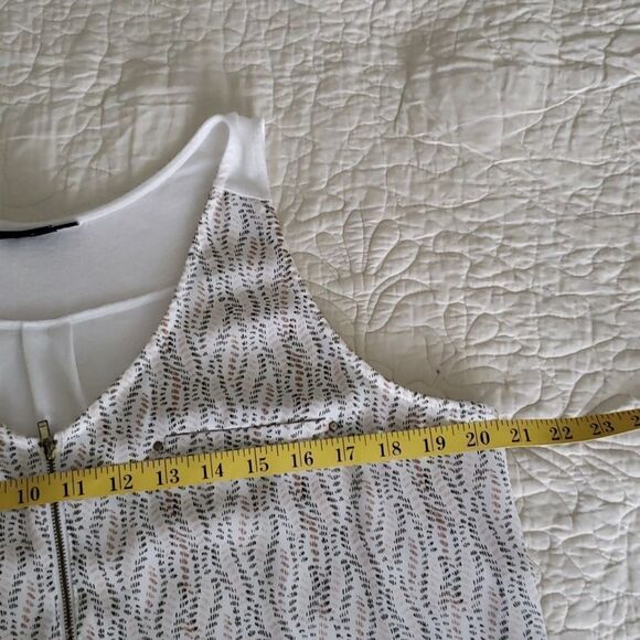 Metaphor Top  - Picture 11 of 13